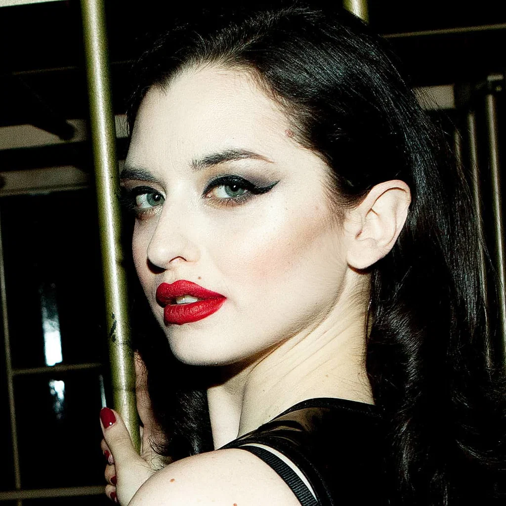 Mistress Bella Lugosi's avatar