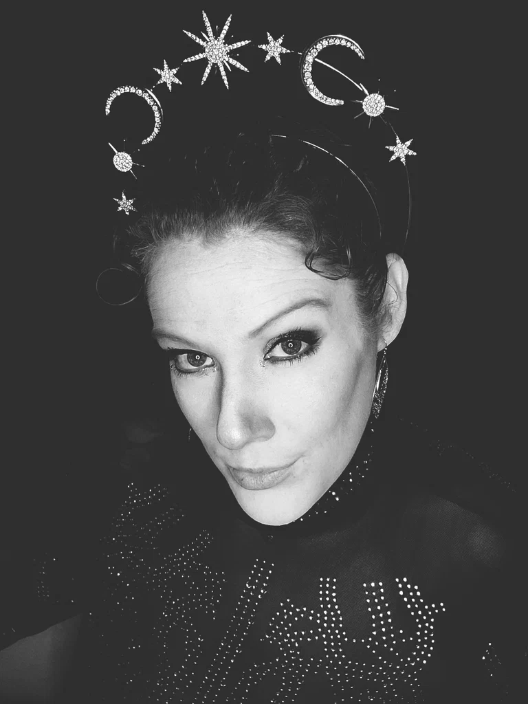 ✨️🅅🄸🄳🄴🄾🅂 🄾🄽 🅆🄰🄻🄻✨️'s avatar