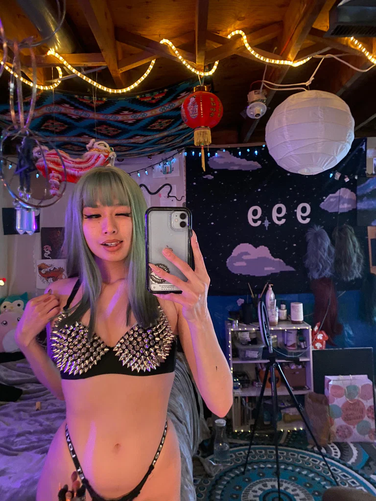 Your friendly abg stripper's avatar
