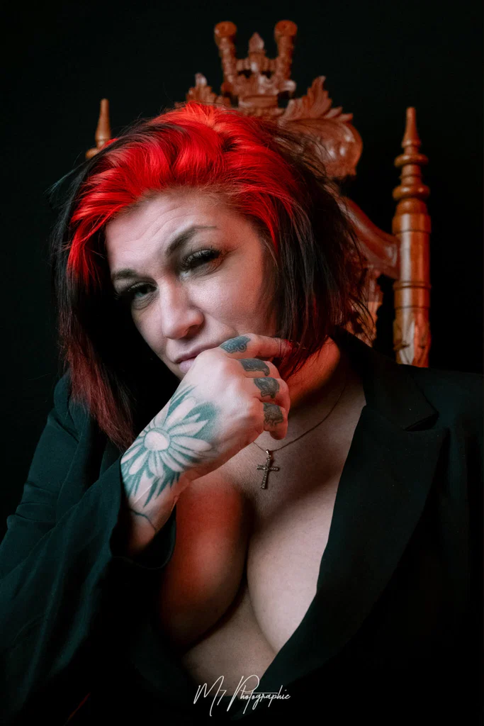 Red-MilFxXx's avatar
