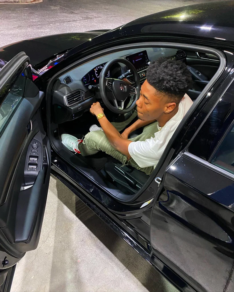Reese Money 💰🍆's avatar