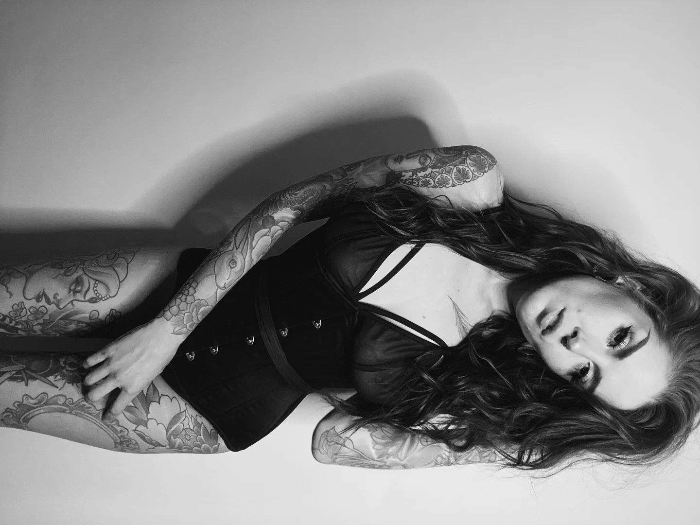 cari.b0u profile banner