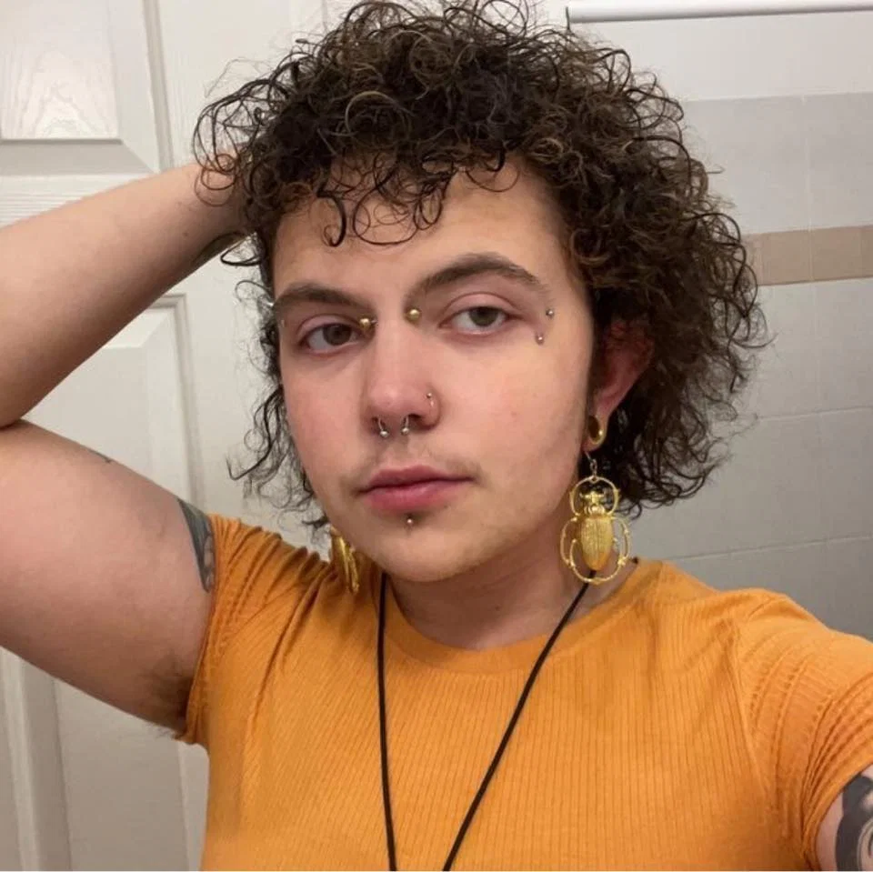 angsty nakey boy's avatar