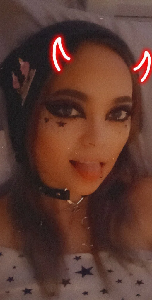 Sexy emo girl
