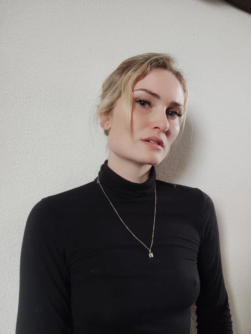 Mel profile banner