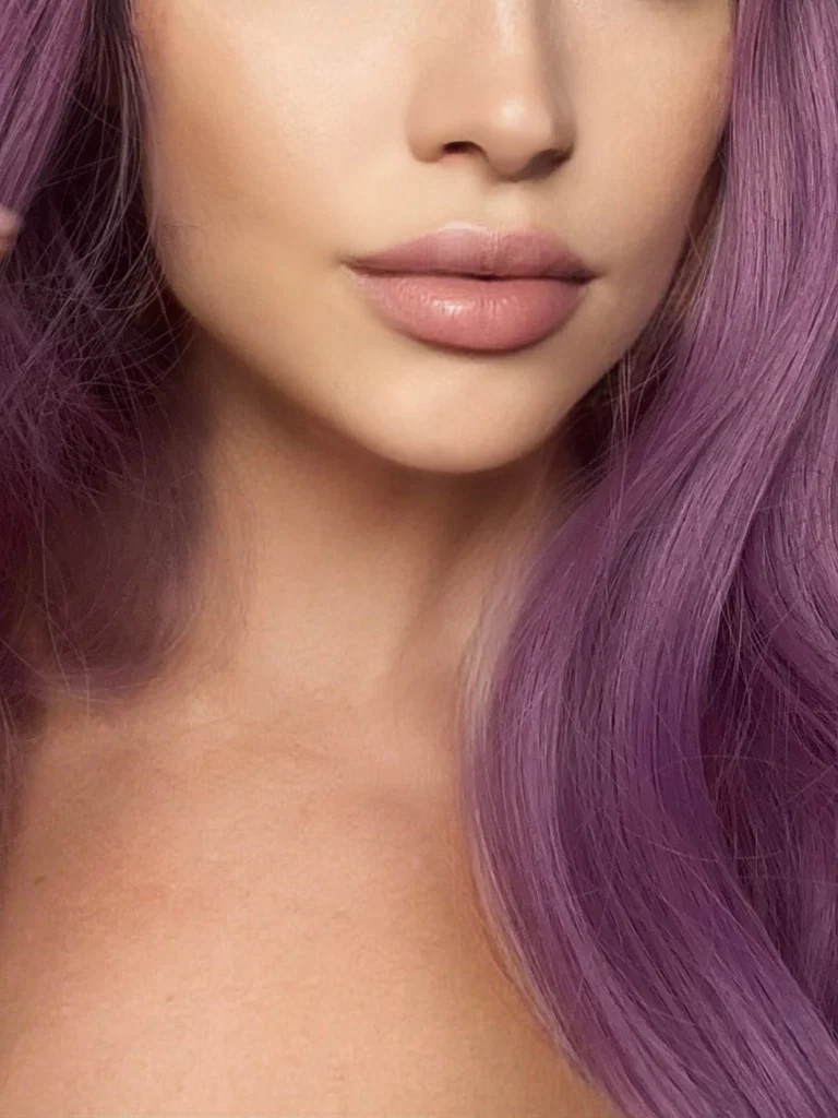 lola chloé bell 🔔💜's avatar