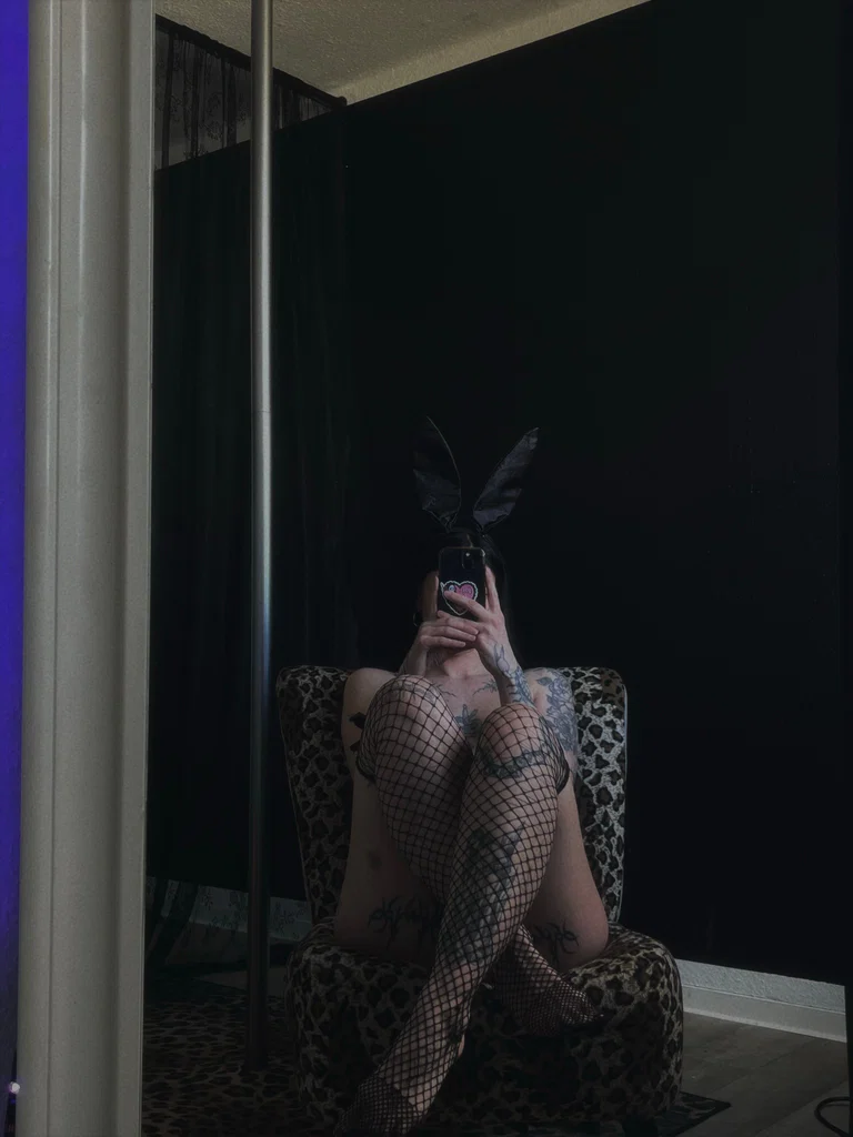 Slavic Bunny 🖤