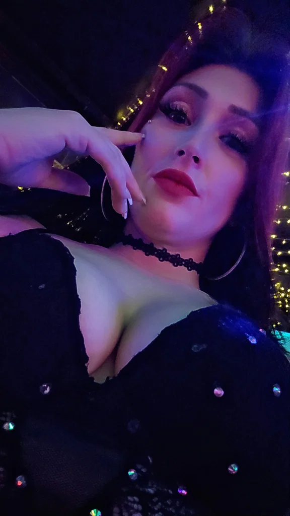 Firecrackersunshinee's avatar