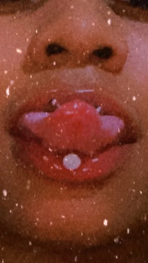 FreakyB👅's avatar