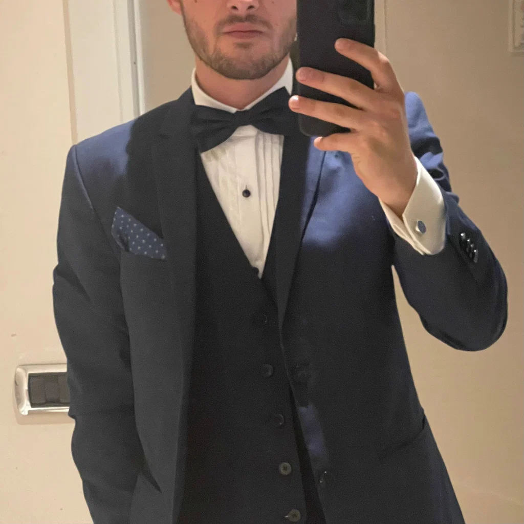 Suit Slave N1's avatar