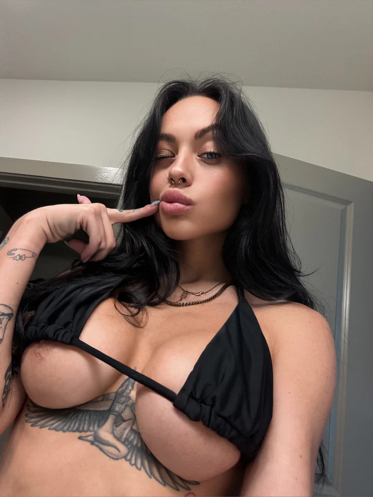 ⚠️ CREAM 🥧 SQRT QUEEN 💦's avatar