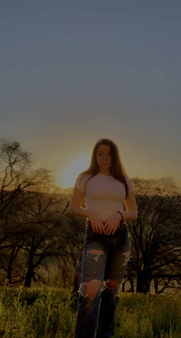 chloe joy profile banner
