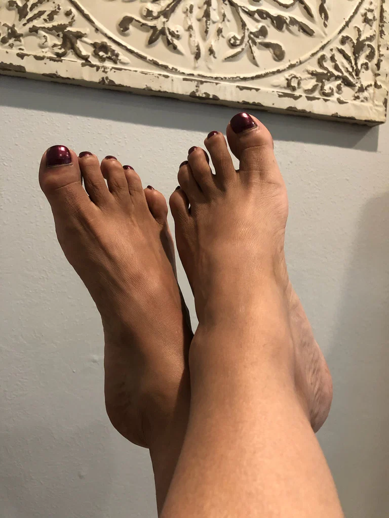 Whisperinroses63's avatar