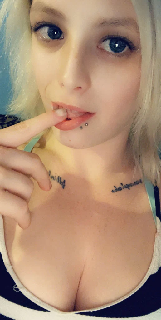 Pixxiedustxo - Teasers 😈💋.'s avatar