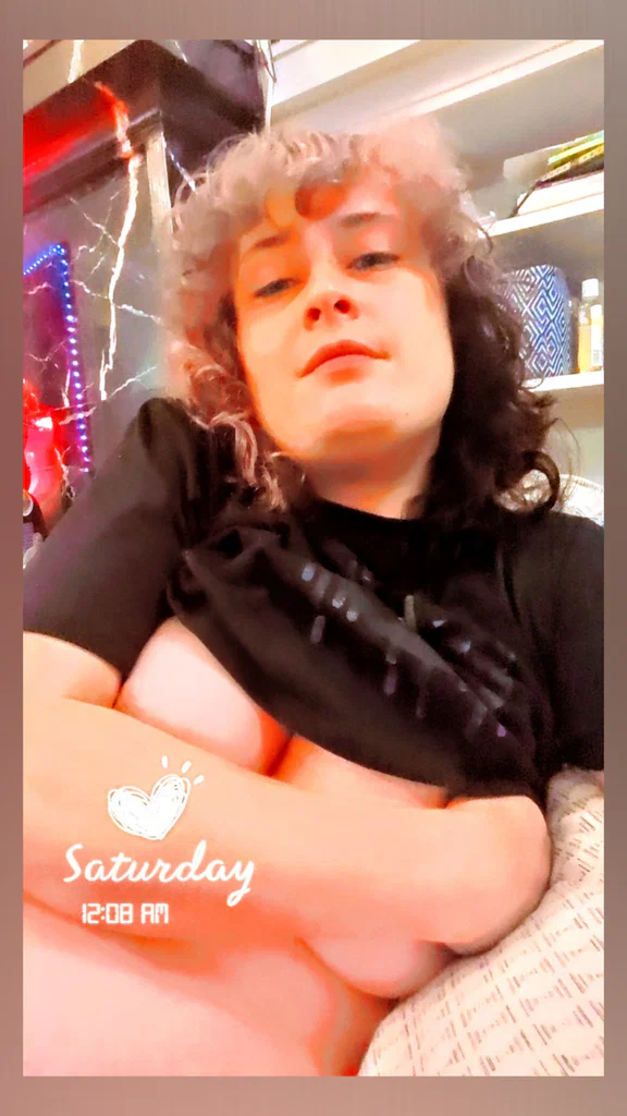SuzieSuites's avatar