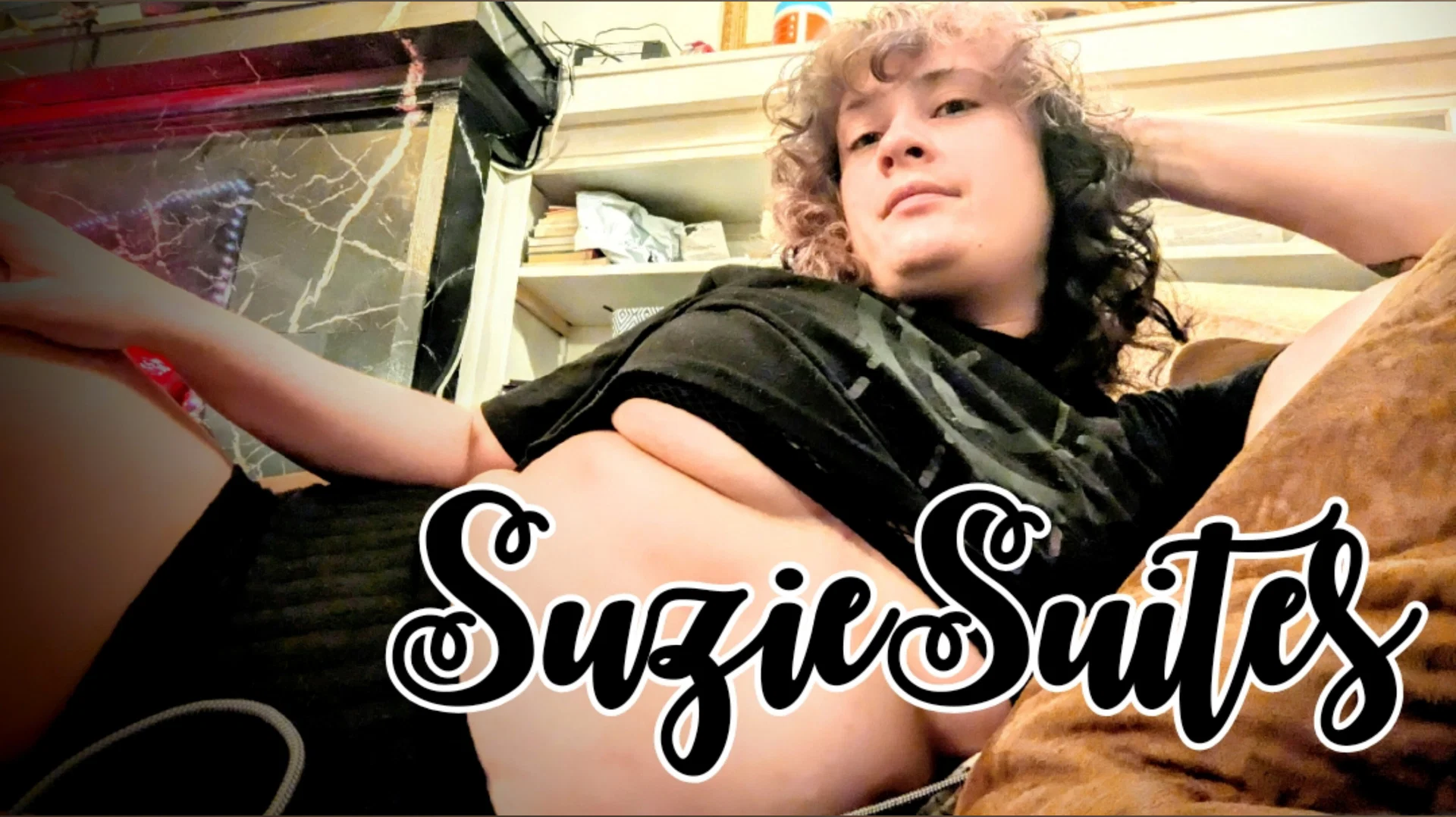 SuzieSuites profile banner