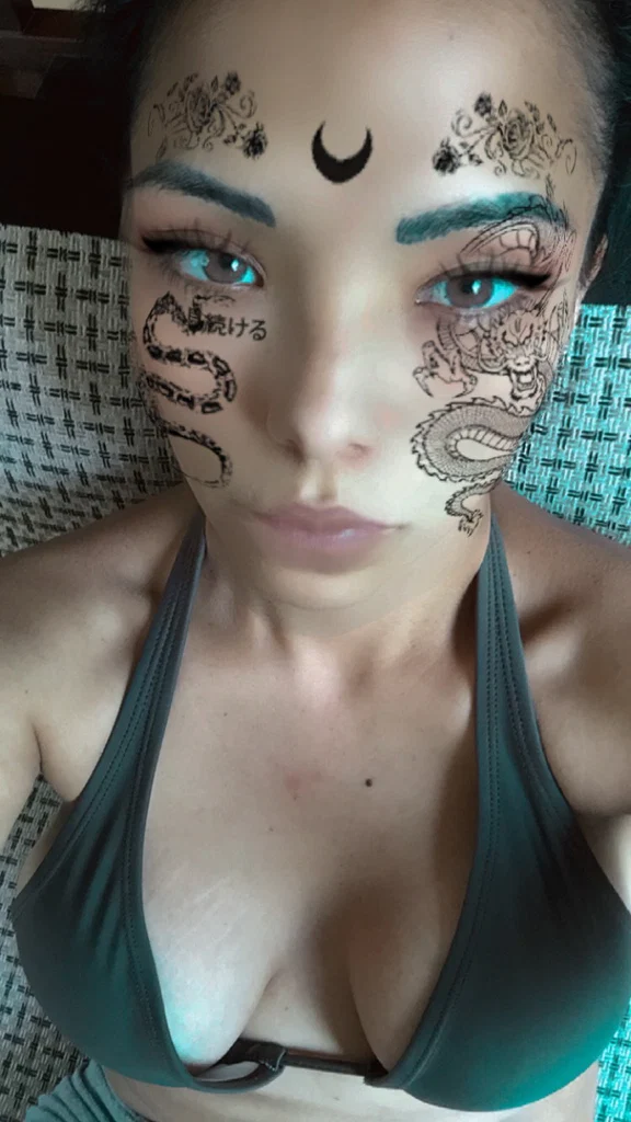 Florencia Macedo's avatar