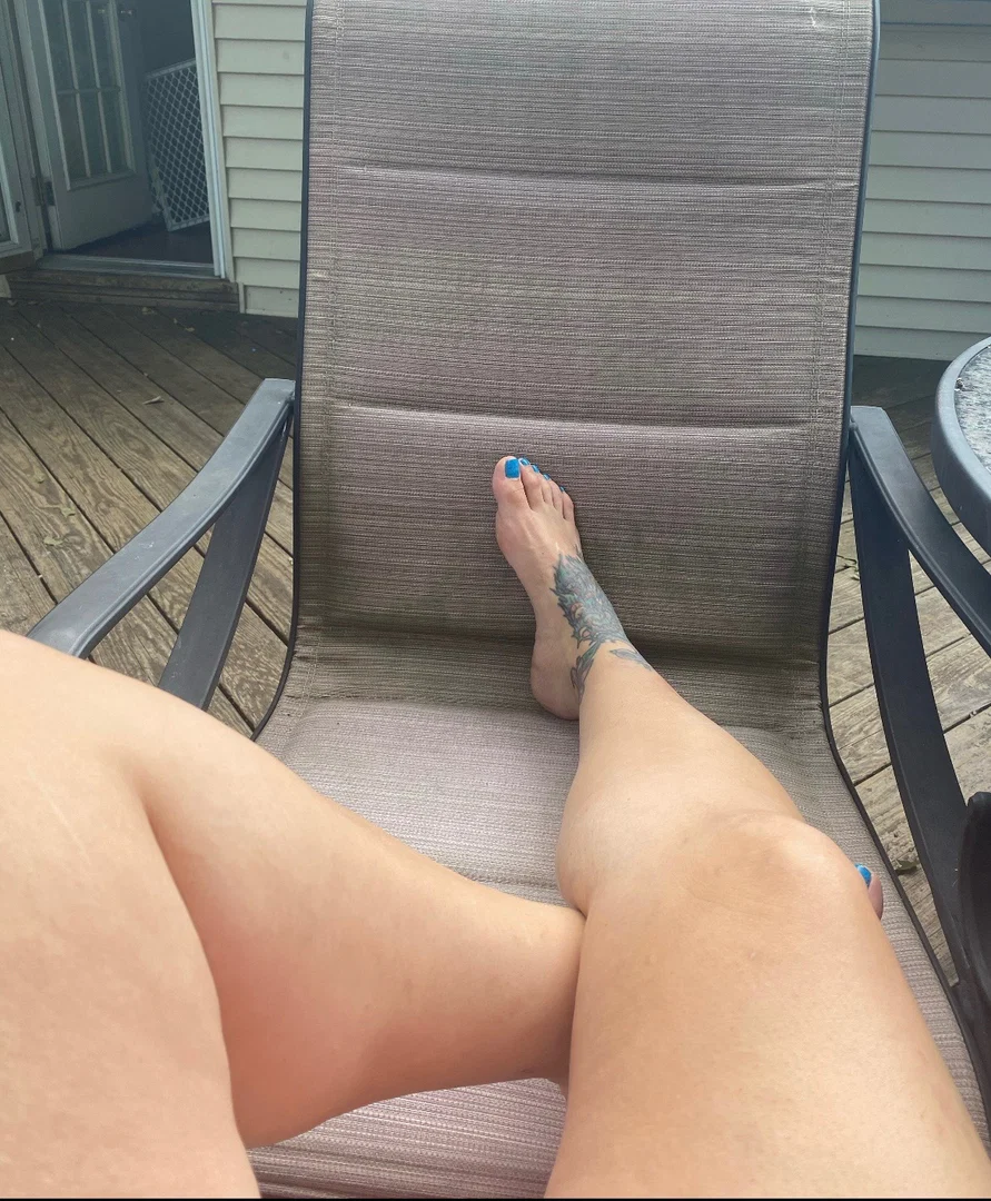 Feetonism profile banner