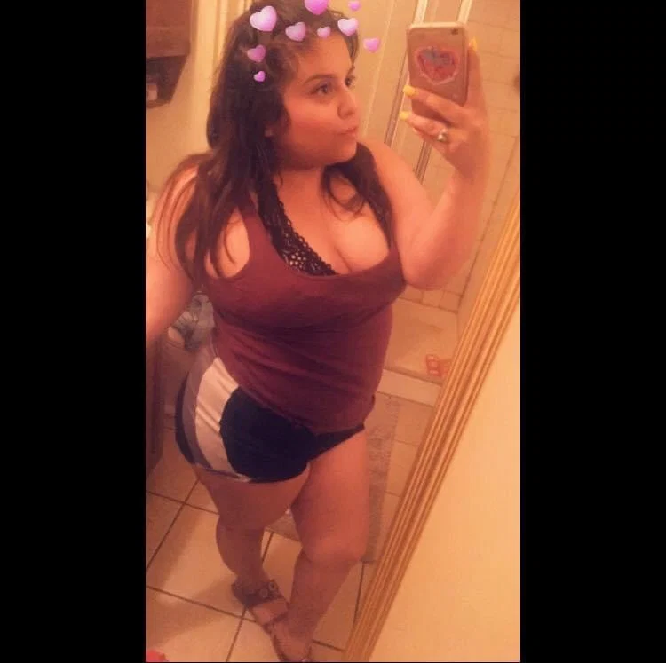 Liz Nunez profile banner