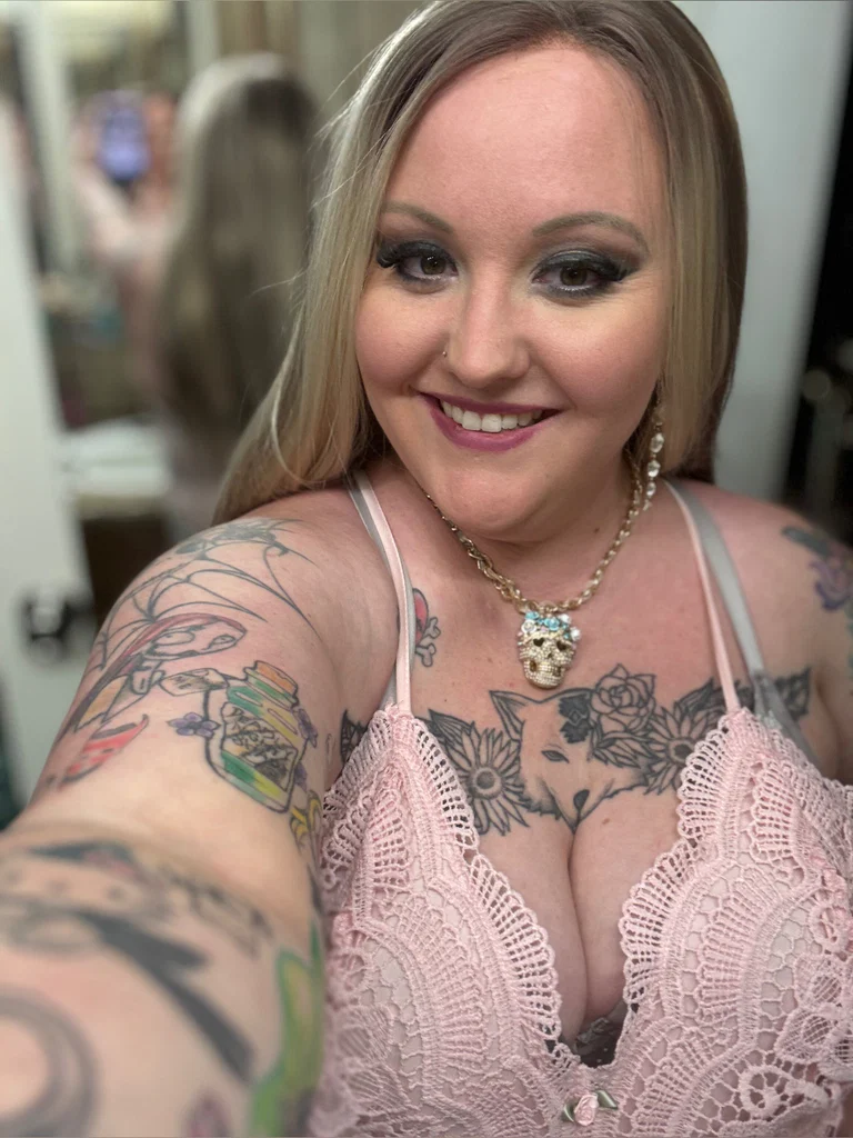 Chicklett- Tattooed Thick Southern MaMa❤'s avatar