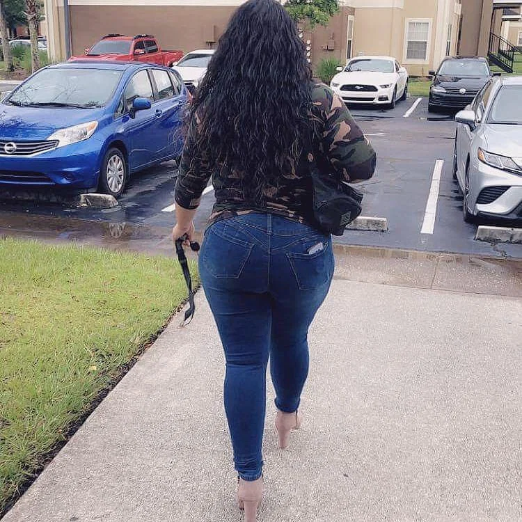 NinaSkyy profile banner
