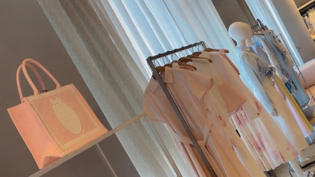 Pixi profile banner