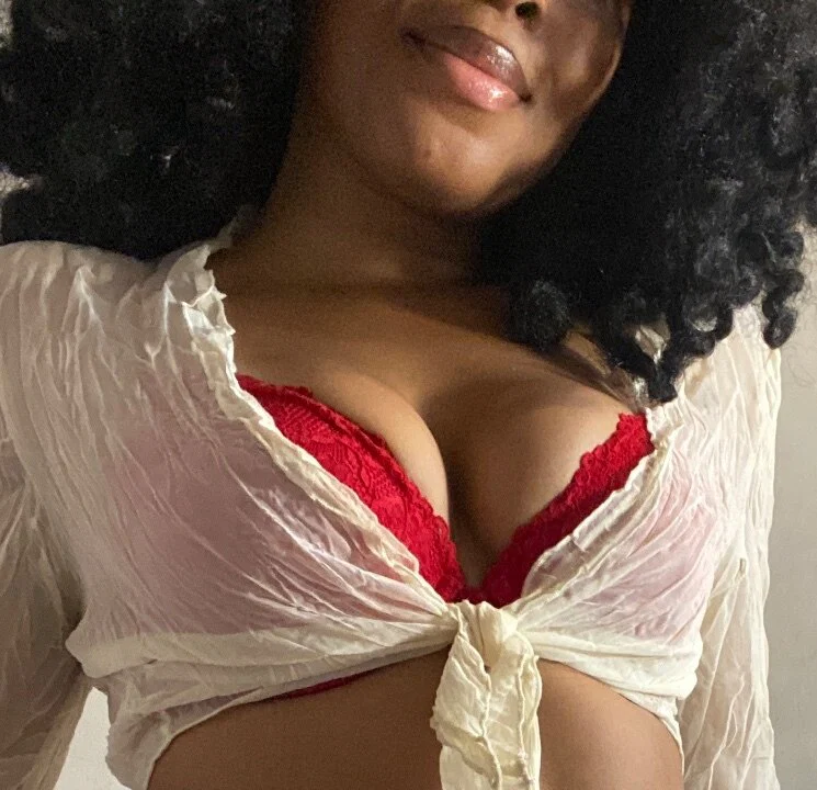 Miss Valentine | free page