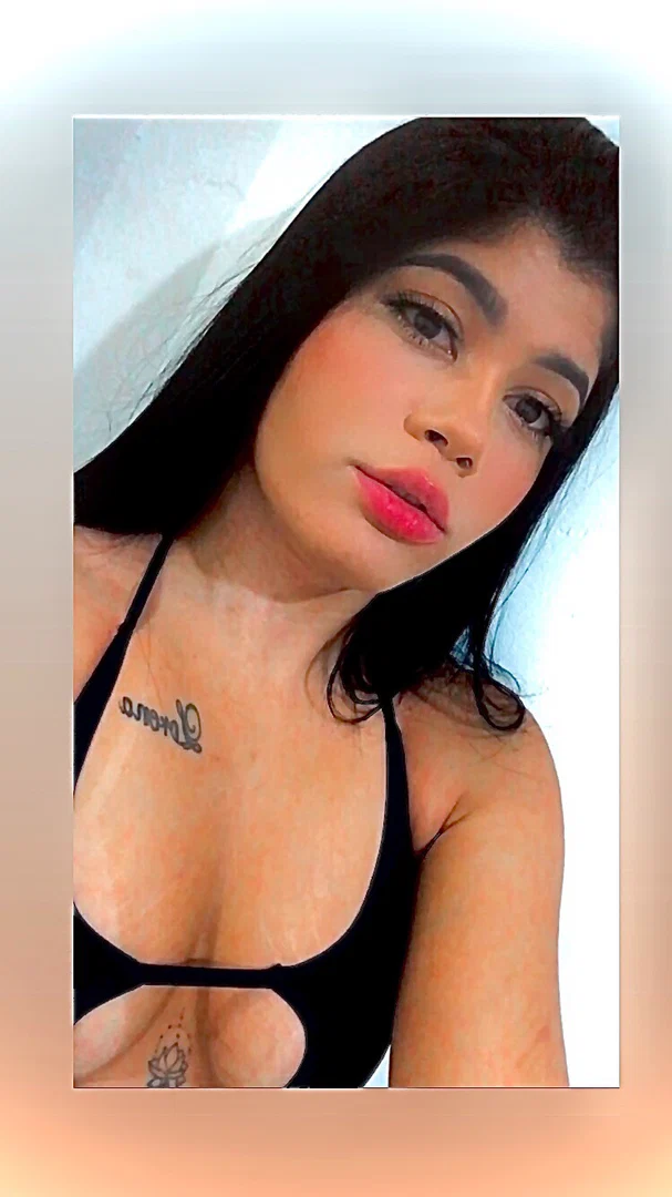 Leticia Oliveira profile banner