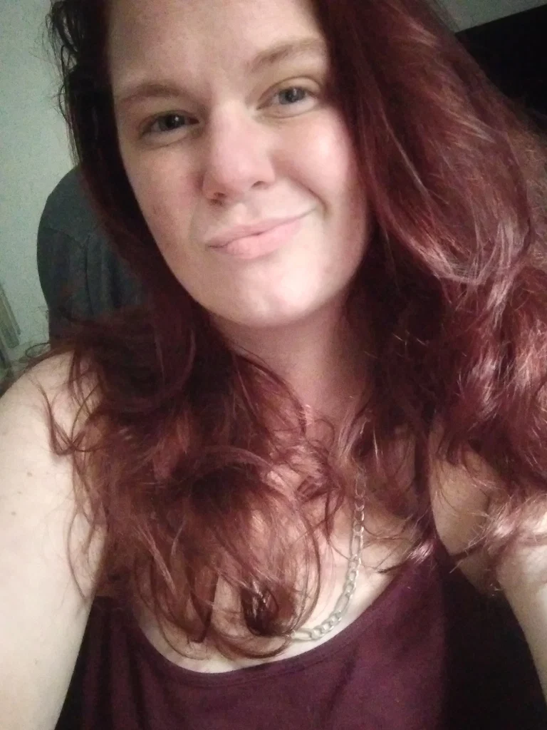 Amanda Grace's avatar