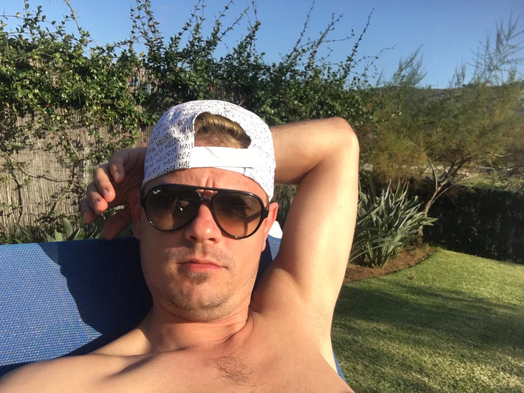 Adrian Scartz's avatar
