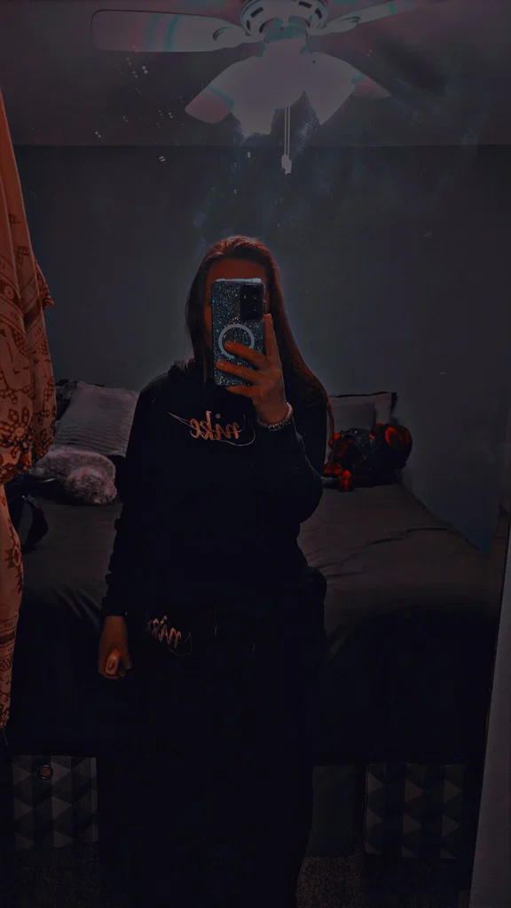 Good Girl's avatar
