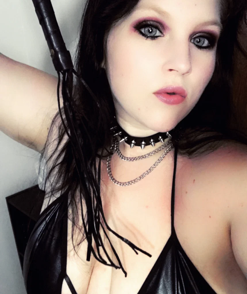 Horrorqueen23pt2's avatar