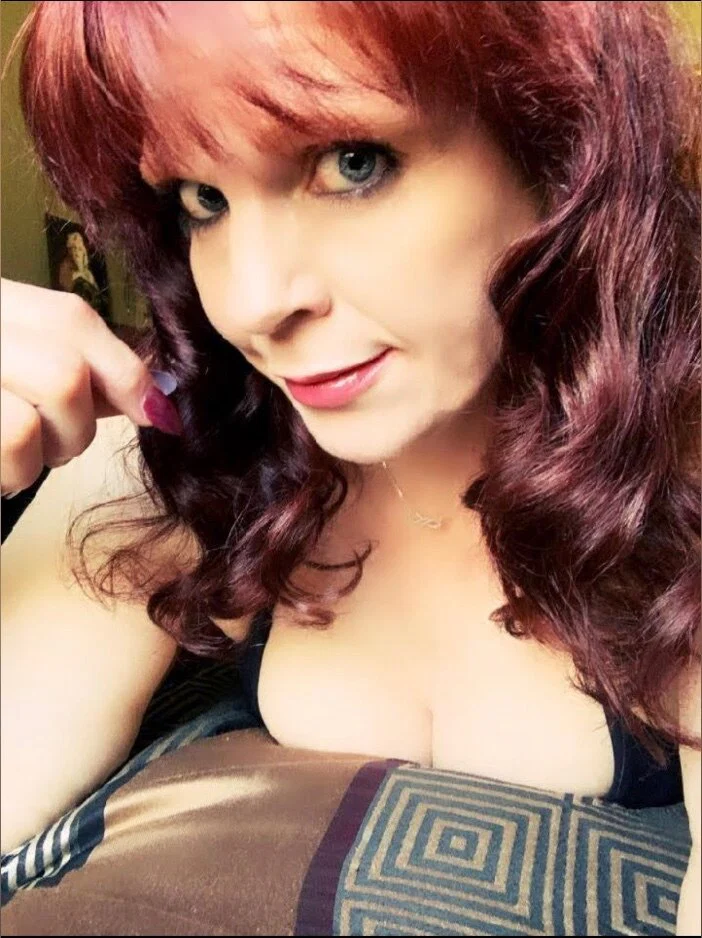 Sultry Redhead's avatar