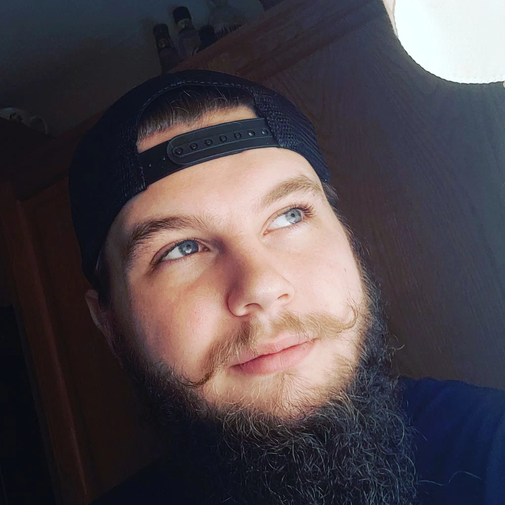 Adam Edge's avatar