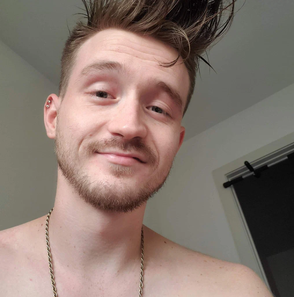 Clifton Rowe's avatar
