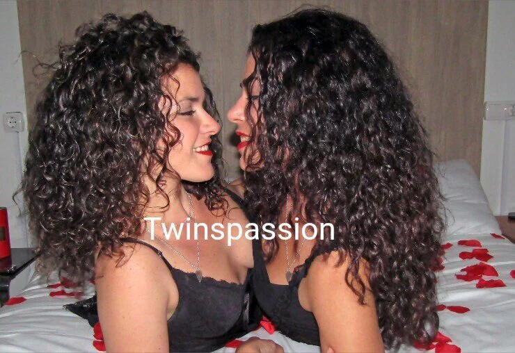 Twins passion's avatar