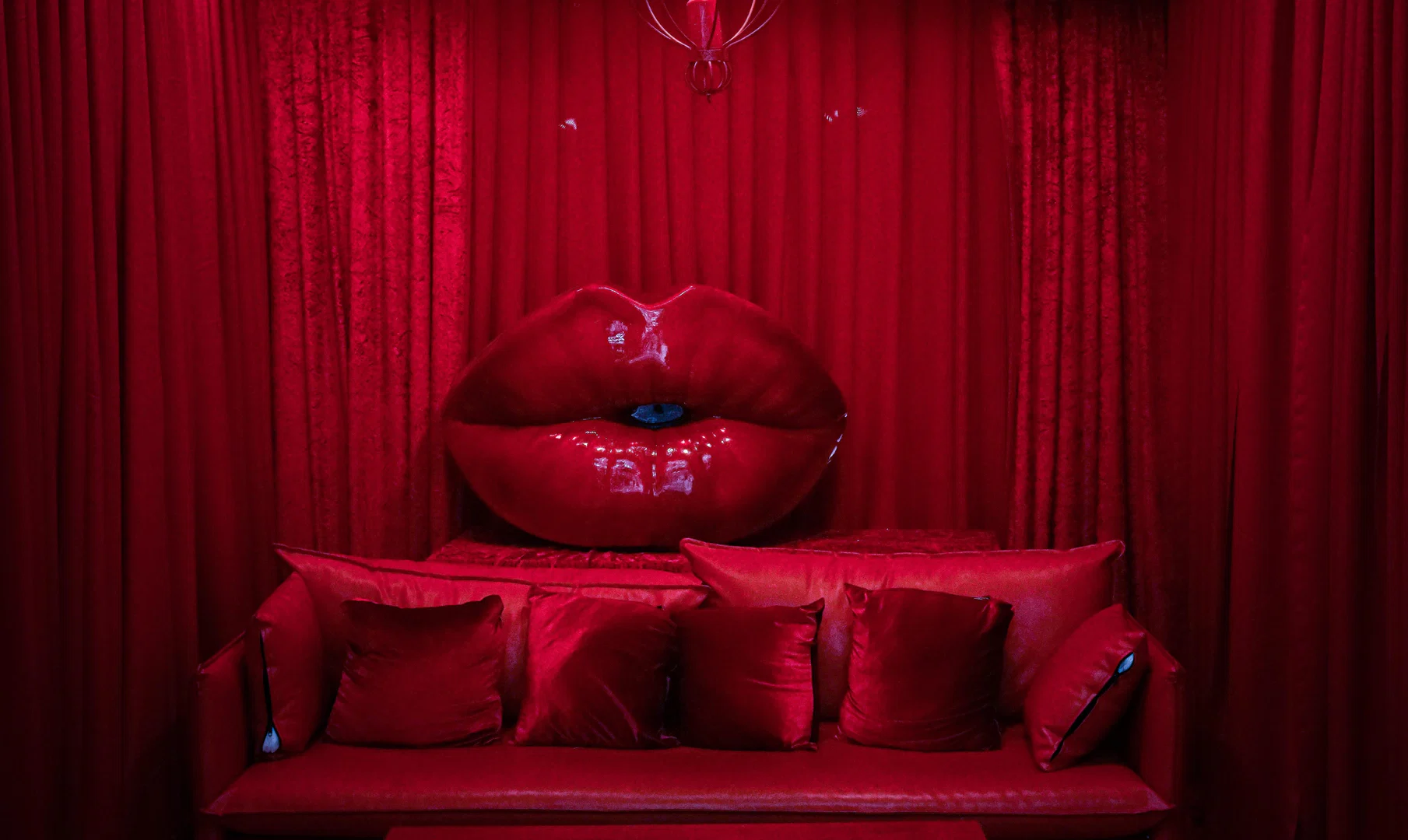 Sexy Booty, Pretty feet & Juicy Lips profile banner