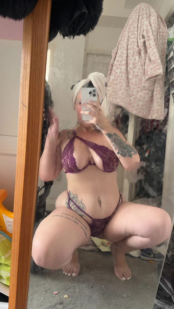 NaughtyWithAFatA$$😈💦's avatar
