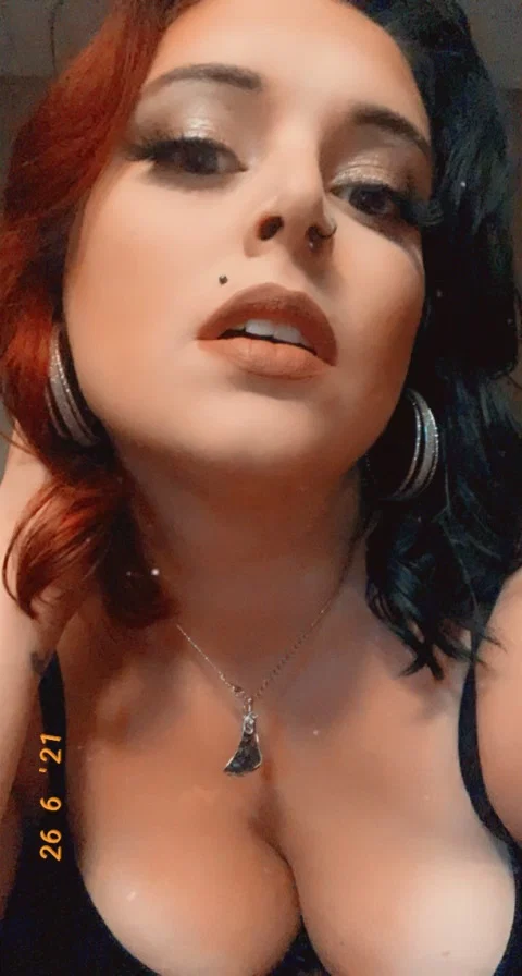 Alexis Sky's avatar