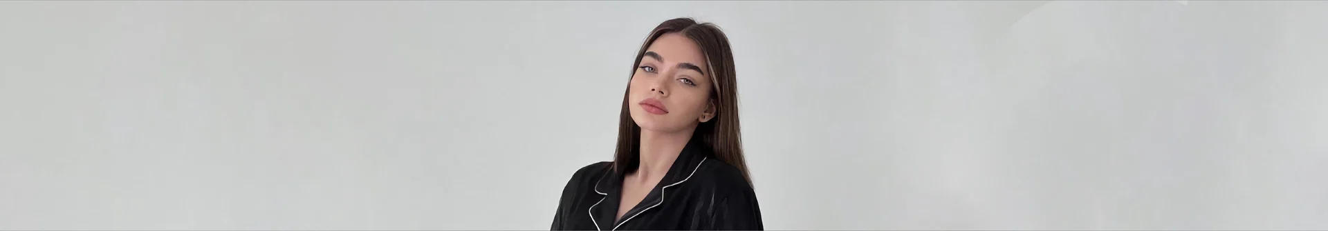 Viktoria Si profile banner