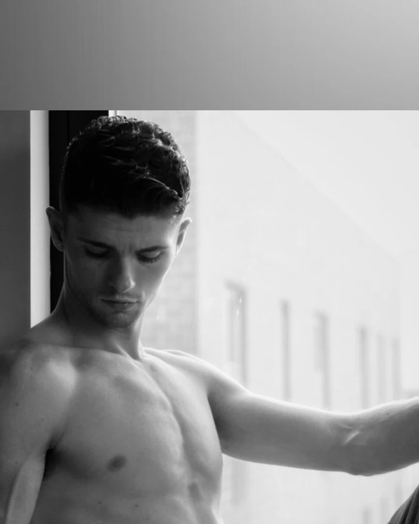 Dereck Wild profile banner