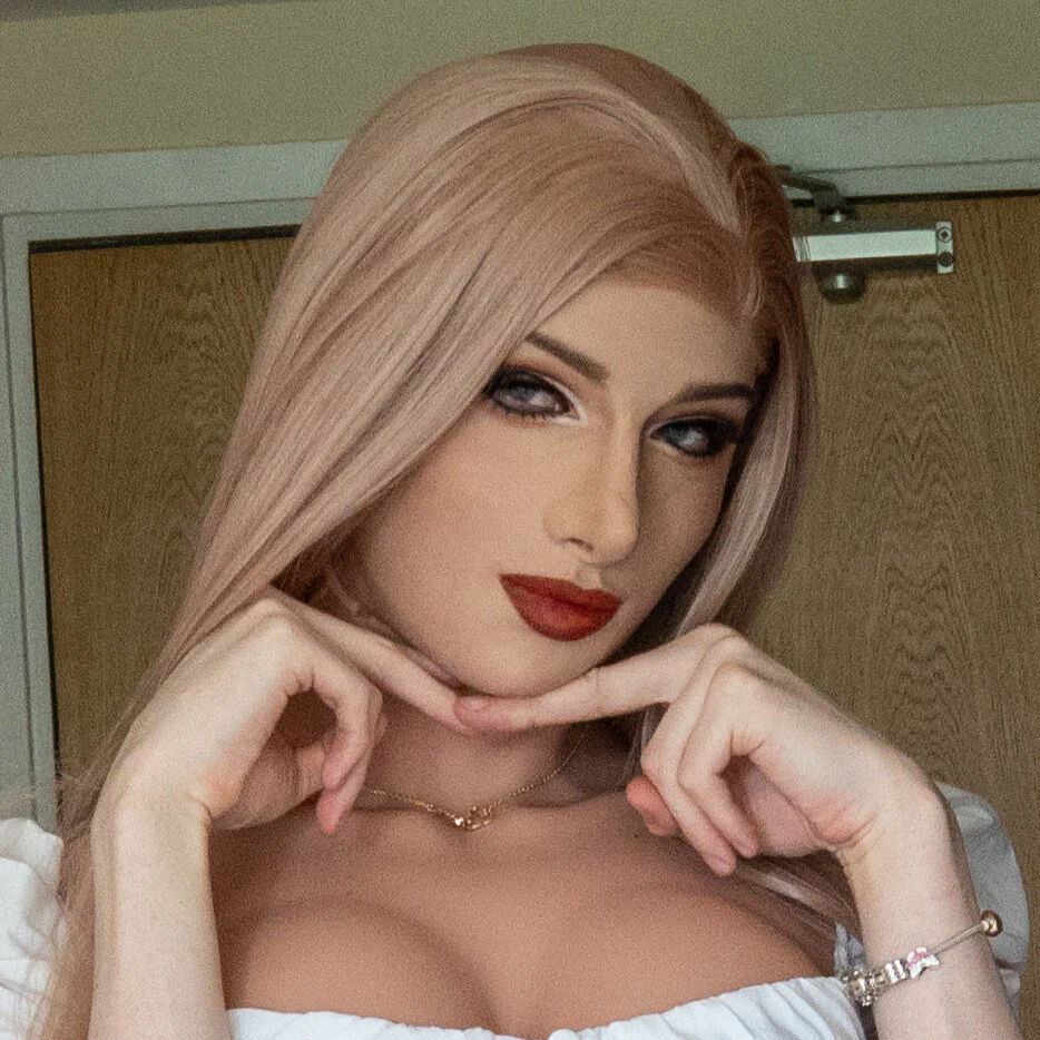 Mia