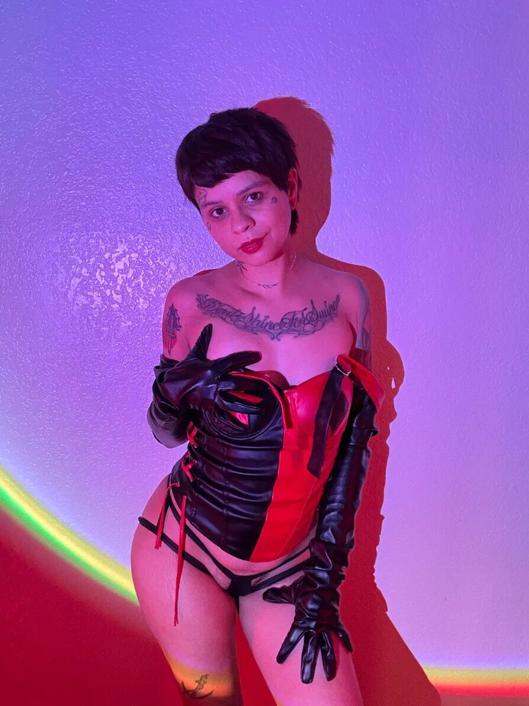 violet ✨