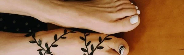 PrettyFeetArtVilla profile banner