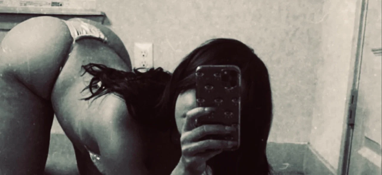 LILMIZZMAMAZ profile banner