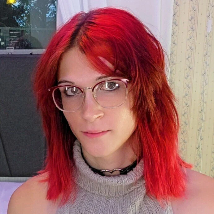 Fae Pines's avatar