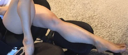 Mai Thick Legs profile banner