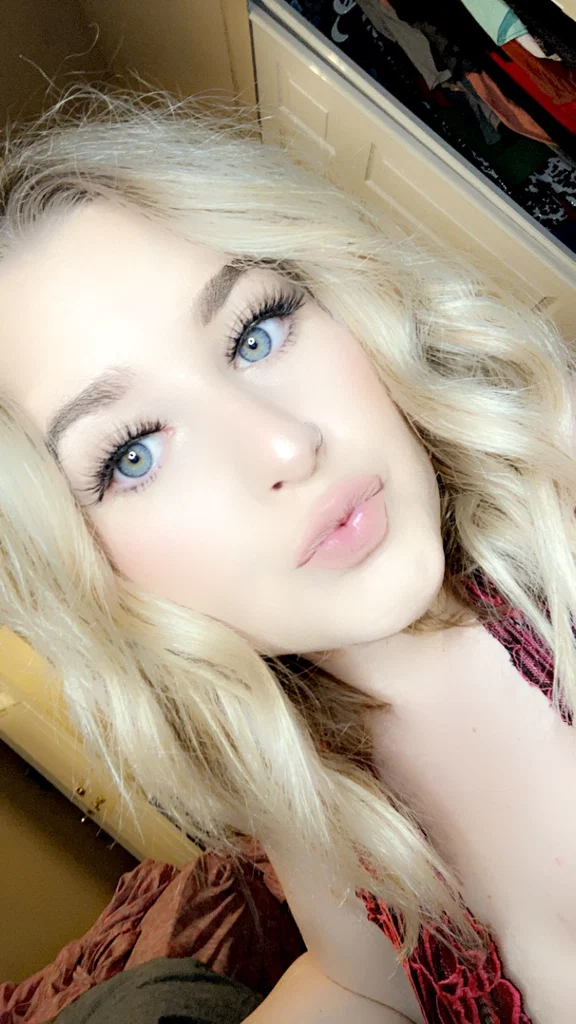 Tay's avatar