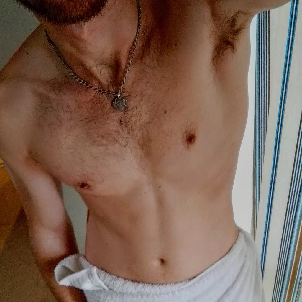 2 Piercings's avatar