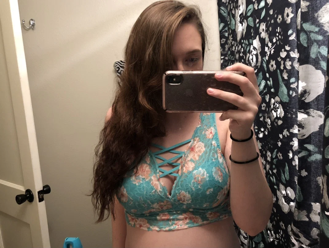 Beautiful momma mess 💕 profile banner